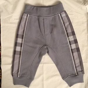 Burberry London England, Boys 12 M